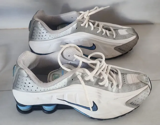 Nike Shox R4 Azul Bebê 41