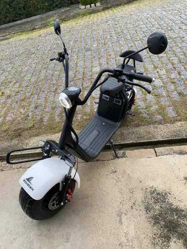     Scooter Elétrica Semi Nova - Pouquíssimo Uso, Estado de Nova!
