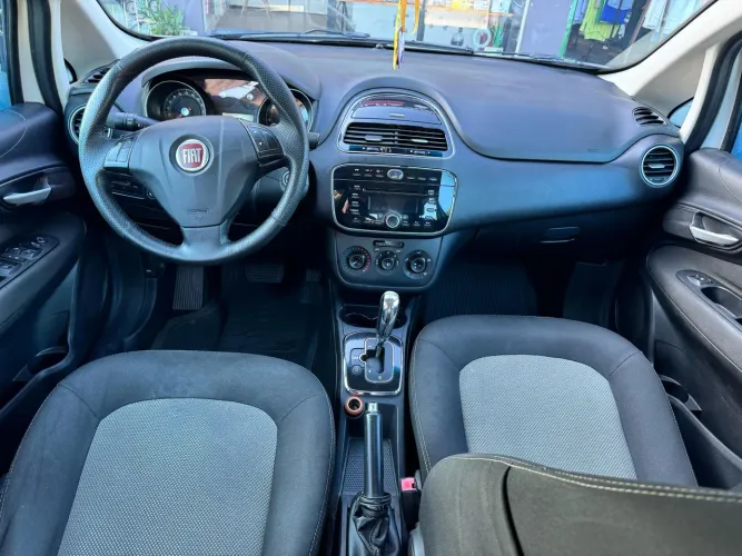 Fiat Linea Essence Dualogic 1.8 Flex 16V 4P 2015