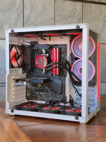 PC GAMER- RYZEN 7 5700X - 32GB 3200MHZ ( VENDO OU TROCO)