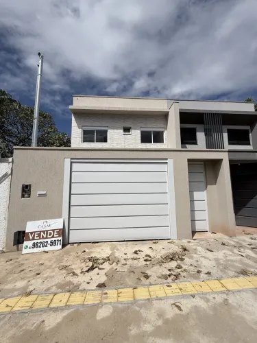 Casa, 3 quartos, 3 suítes, 191 m², 4 vagas no Setor Pedro Ludovico em Goiânia