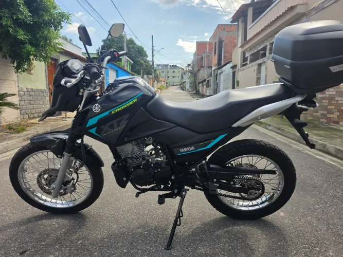 V/t xtz crosser em estado de zero. Excelente estado doc ok no meu nome. Leiam