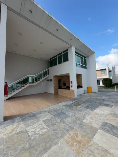 Alugo casa de condomínio no Eusébio