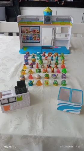 Playset e Mini Figuras - Trash Pack - Grossery Gang - Yucky Mart - DTC