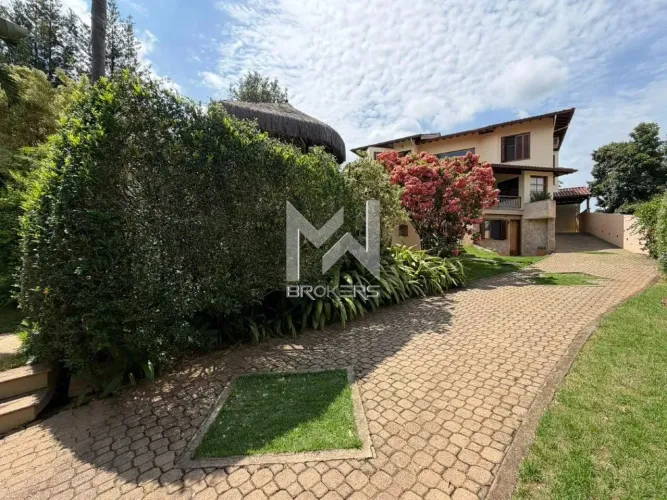 Casa à venda no Condomínio Estância Marambaia em Vinhedo - SP