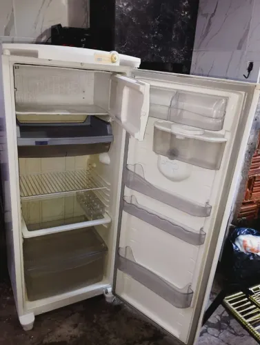 GELADEIRA CONSUL DEGELO SECO,340 LITROS,110 WTS (ENTREGO SEM TAXA)