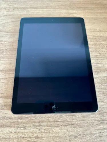 Vendo iPad Air - Original Apple - 1ª geração.
