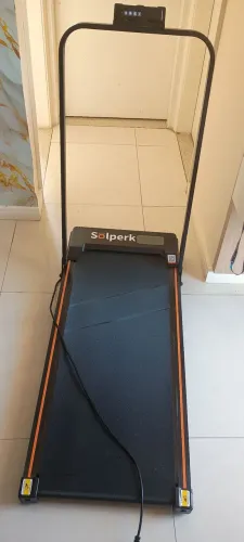 Vendo esteira elétrica novinha usei só uma vez estou desfazendo precisado dinheiro 