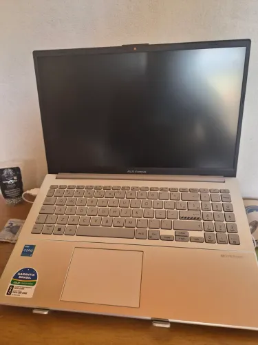 Notebook asus Vivobook go