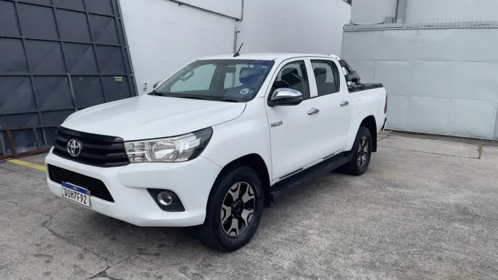 Toyota Hilux CD 4X4 2.8 Diesel Mec. 2018