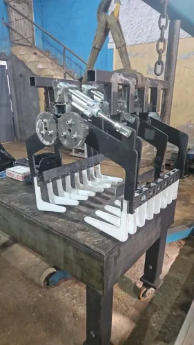 Garra mecânica Automatização- Projeto 3D e Fabricação 