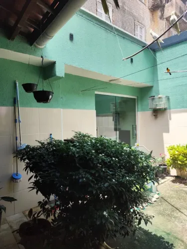 Vendo apartamento com quintal