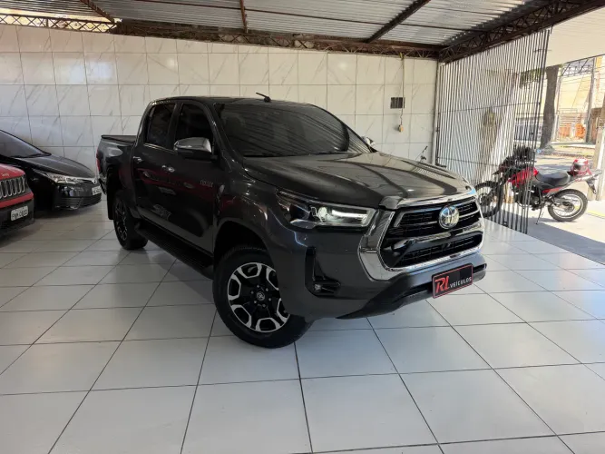 Toyota Hilux CD SRX 4X4 2.8 TDI 16V Diesel Aut. 2022