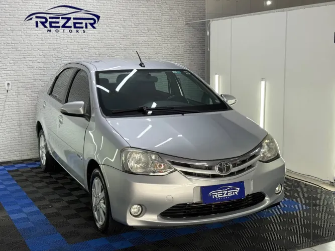 Toyota Etios XLS Sedan 1.5 Flex 16V 4P Aut. 2017