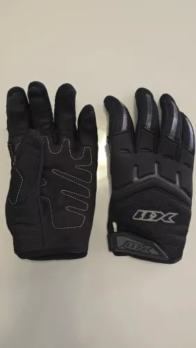 Luva X11 Fit X tamanho P nova