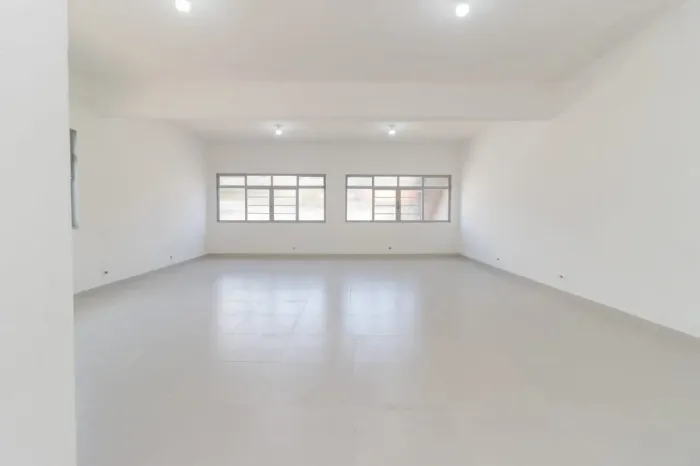 Sobreloja na Avenida Waldemar Carlos Pereira, 696 - Sobreloja 75 m²