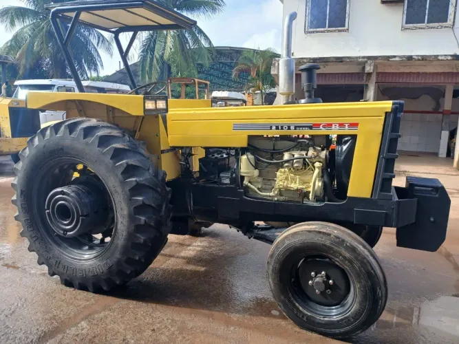 Trator CBT 2105 1990