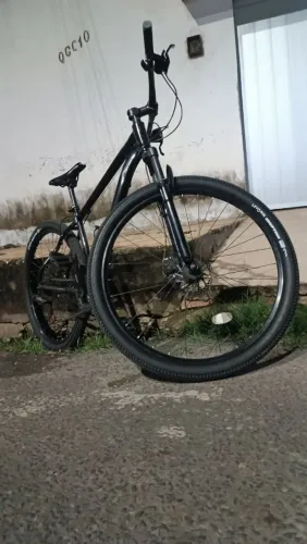Bicicleta aro 29 Quadro de alumínio