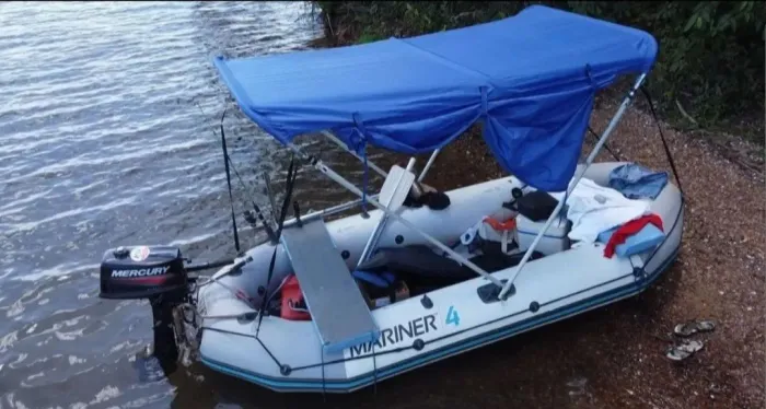 Bote narine 4 com motor 5hp mercury mais acessorios