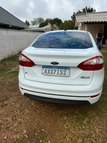Ford Fiesta Sedan SE 1.6 16V Flex 4P 2014