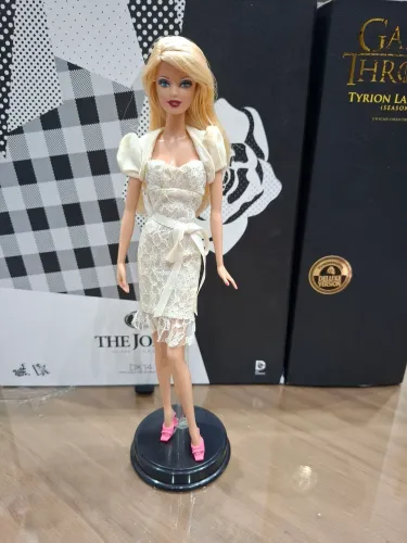 Boneca barbie collector