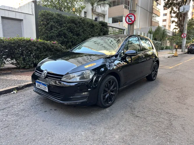 Volkswagen Golf Comfortline 1.4 TSI 140cv Aut. 2014