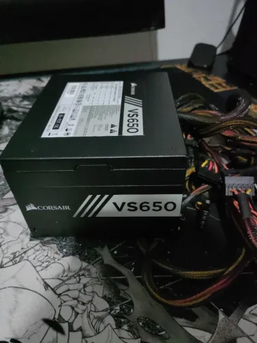 Fonte Corsair 650w