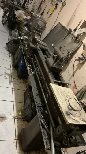 Vendendo torno 