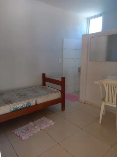 Kitnet masculino bairro Santa Monica Uberlândia MG