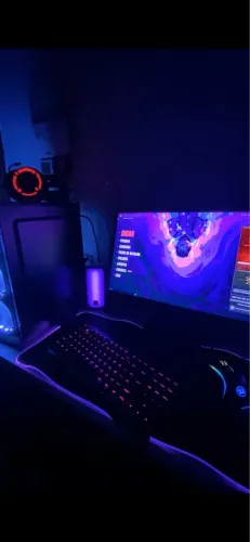 PC GAMER + MONITOR