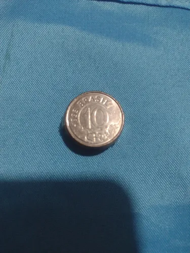 5 moedas de 10 cruzeiro dos anos 1993 e 94.