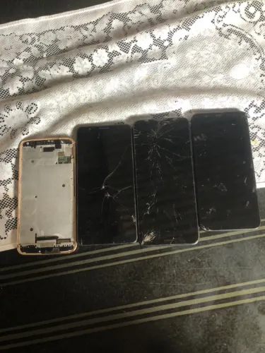 Celular pra retirar placa