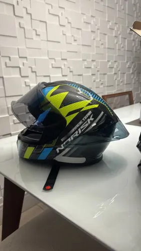 Capacete Norisk novo nunca usado