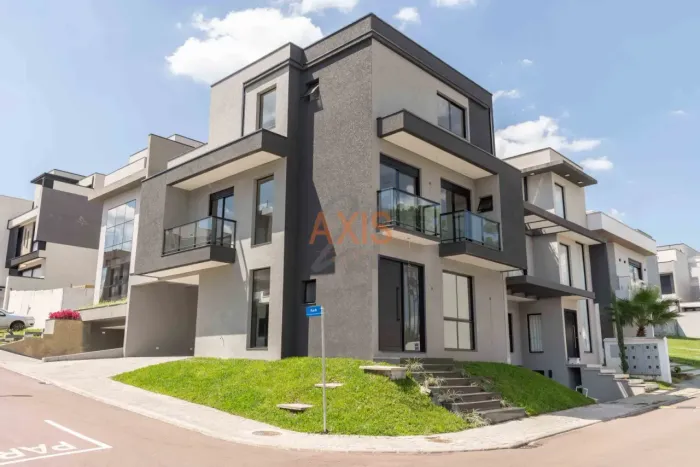 Casa de 3 Suítes à Venda no Condomínio Alto Boulevard | Bairro Alto Curitiba