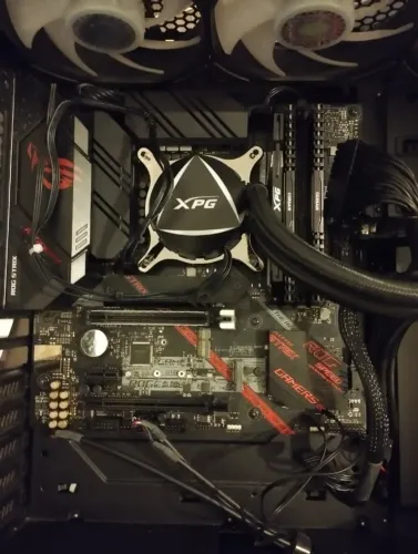 Kit Gamer Processador i7 10700F e Placa Mãe Rog Strix Gaming B460m DDR4