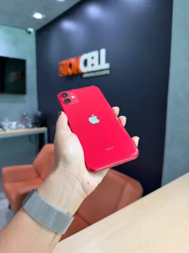 iPhone 11 - 128GB Vermelho Seminovo Garantia Loja Física