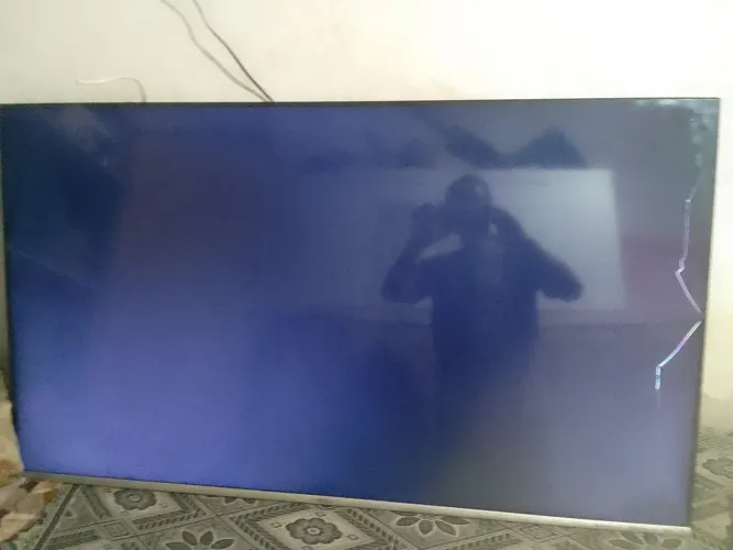 tv philco 55 polegadas 4k uhd defeito de tela, aproveitar peças