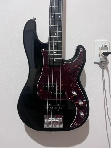 Baixo tagima tw65