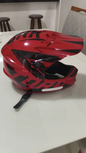 Capacete Motocross Pro Tork infantil.