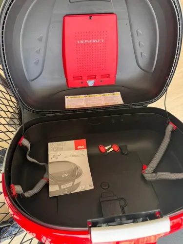 Baú Givi Maxia Mono Key 52L