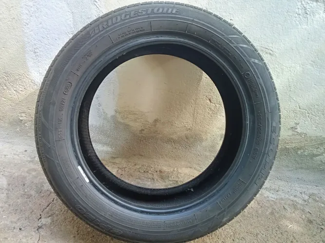 Pneu Bridgestone aro 16