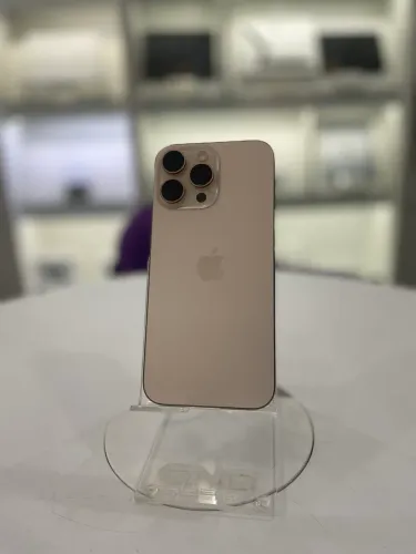 iPhone 16 Pro Max 256GB Titânio deserto - Seminovo