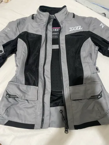 Jaqueta Feminina X11 para Moto - Excelente Estado