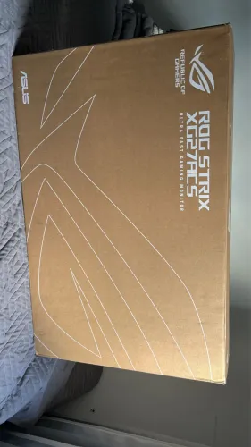 Monitor Gamer ASUS ROG Strix 27? QHD 180Hz Fast IPS - 1ms | HDR | G-Sync | FreeSync
