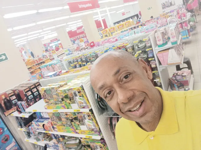 Me encontro disponível para prestação de serviços Leia o anúncio por favor !