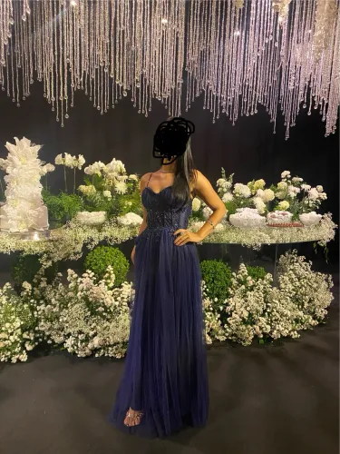 Vendo lindíssimo vestido de festa com echarp