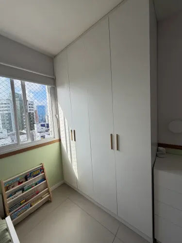 Guarda roupa 4 portas