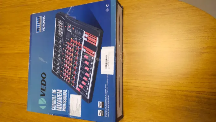 Mesa de Som Vedo VDA-208L