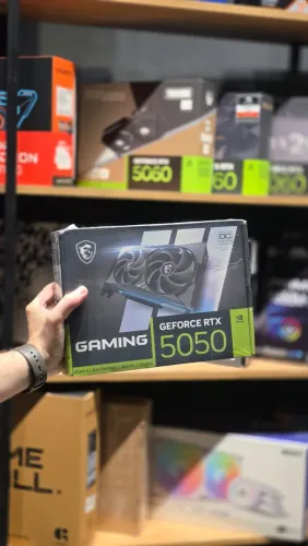 Placa de vídeo MSI Gaming RTX 5050 8GB - Nova e lacrada