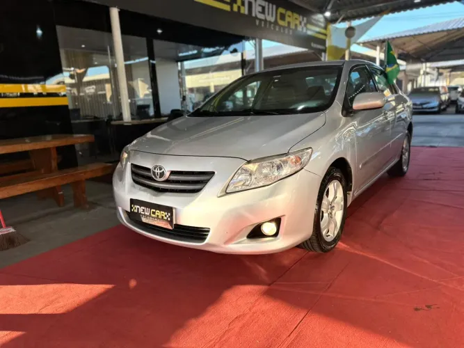 Toyota Corolla GLI 1.8 Flex 16V Mec. 2011